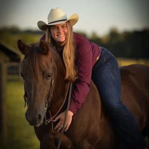 Meet your Posher, Bethany